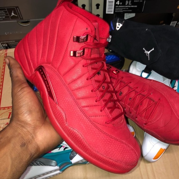 gym red 2s